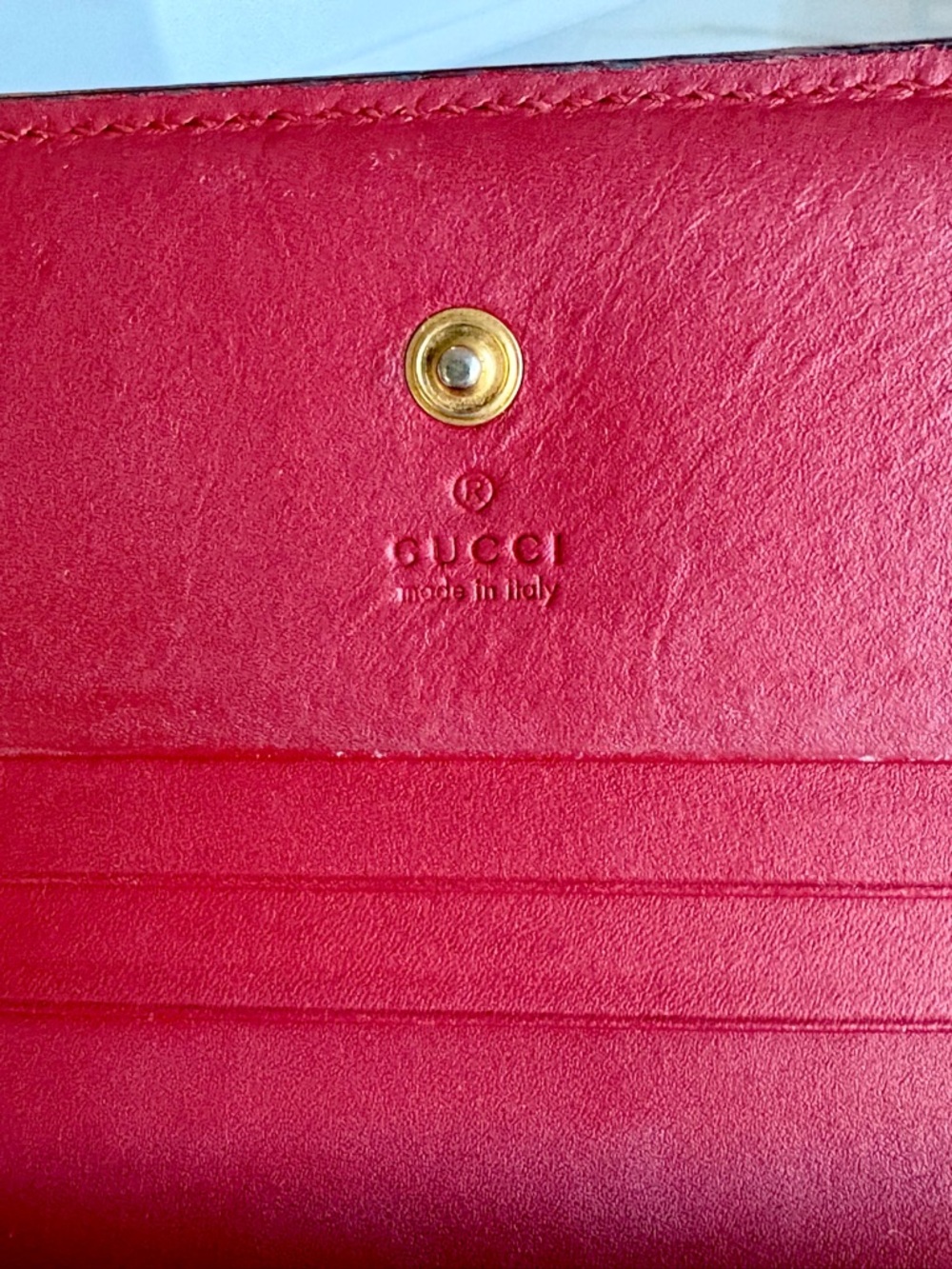 Certified Gucci Beige GG Monogram Wallet Red Cherry Accent Supreme Bifold COA - Picture 5 of 12